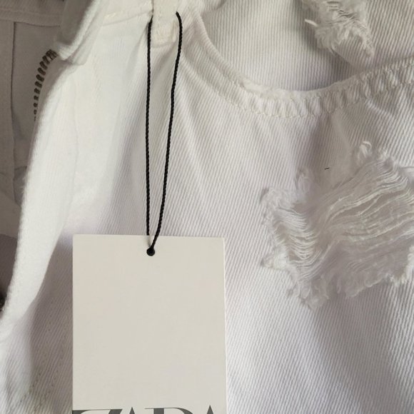 ZARA Distressed Cycling Short - Picture 6 of 9